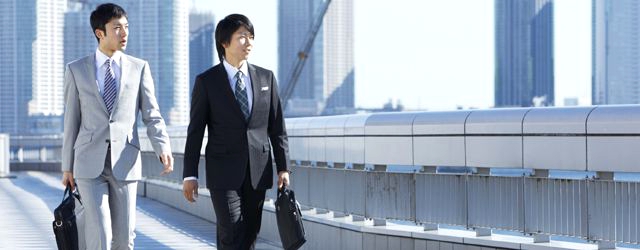 面接室に入るまでも見られています